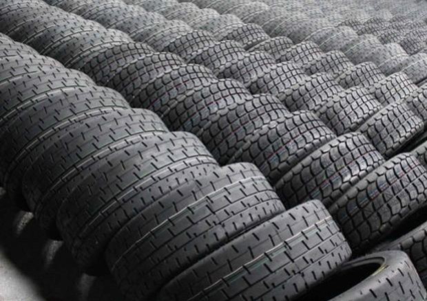 Tavolo tecnico per Tagliabue Gomme